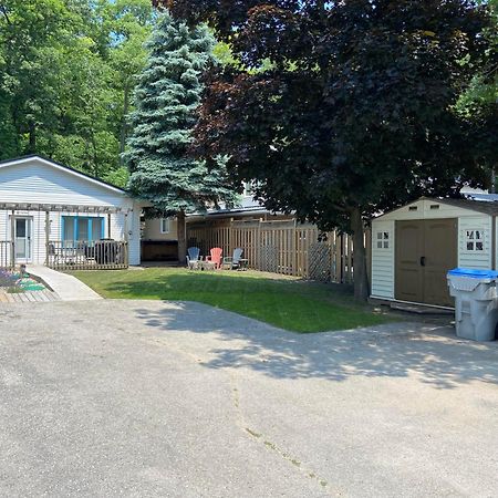 Cozy Cottage Retreat Lambton Shores Luaran gambar