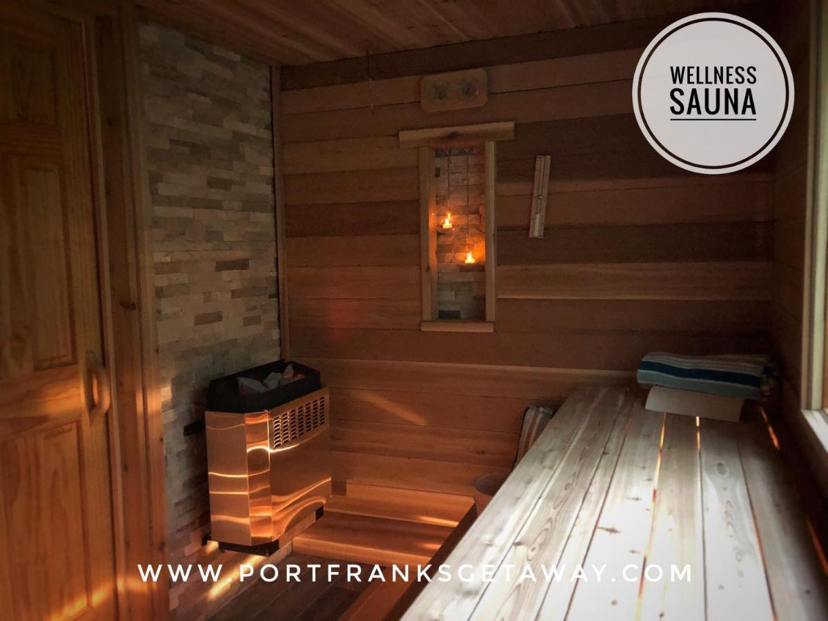 Cozy Cottage Retreat Lambton Shores Luaran gambar