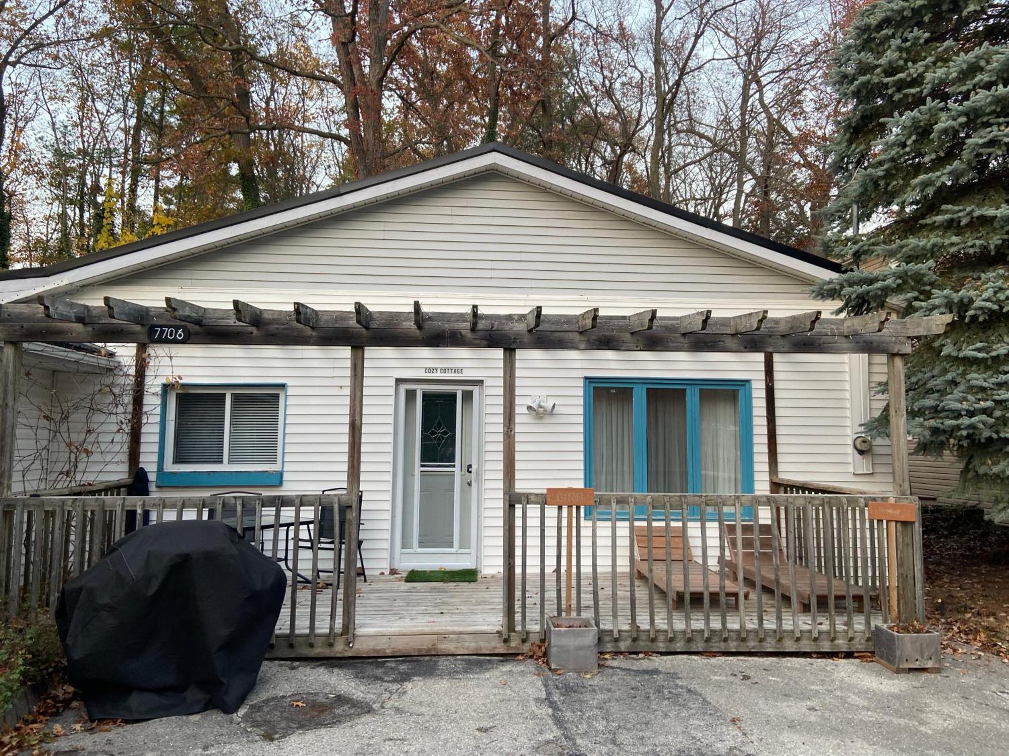 Cozy Cottage Retreat Lambton Shores Luaran gambar