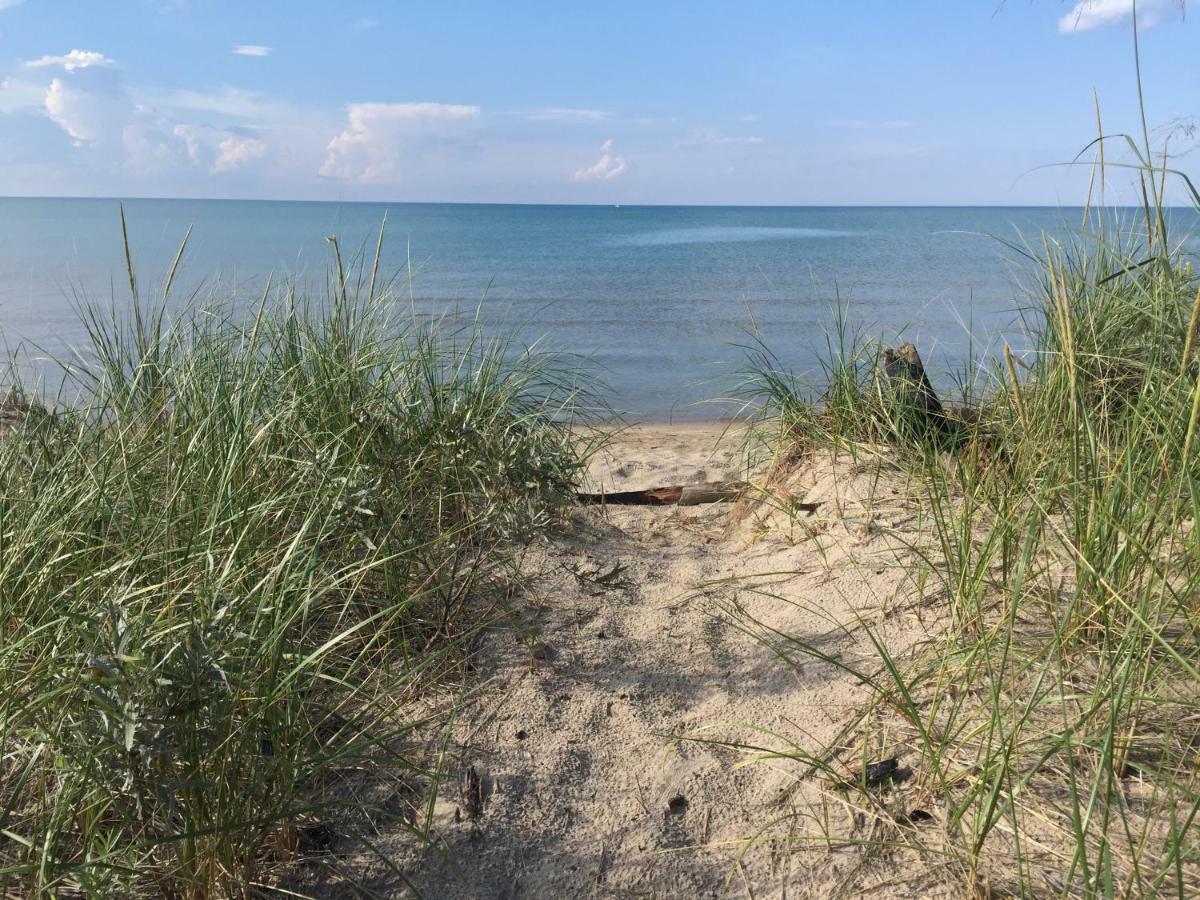Cozy Cottage Retreat Lambton Shores Luaran gambar